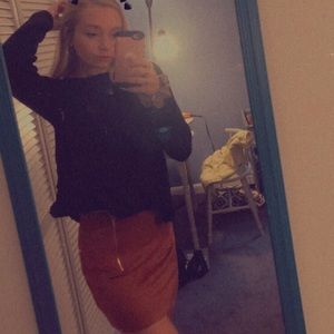 Meet your Posher, Mari